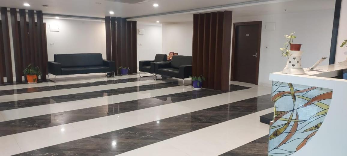 Hotel Ssr Grand Haydarabad Dış mekan fotoğraf