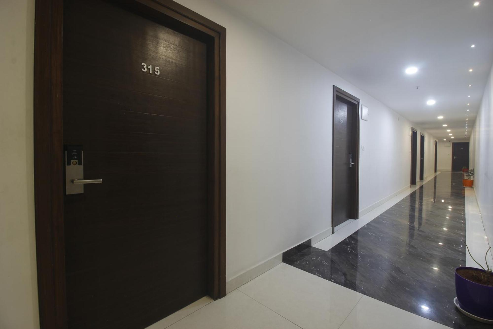 Hotel Ssr Grand Haydarabad Dış mekan fotoğraf